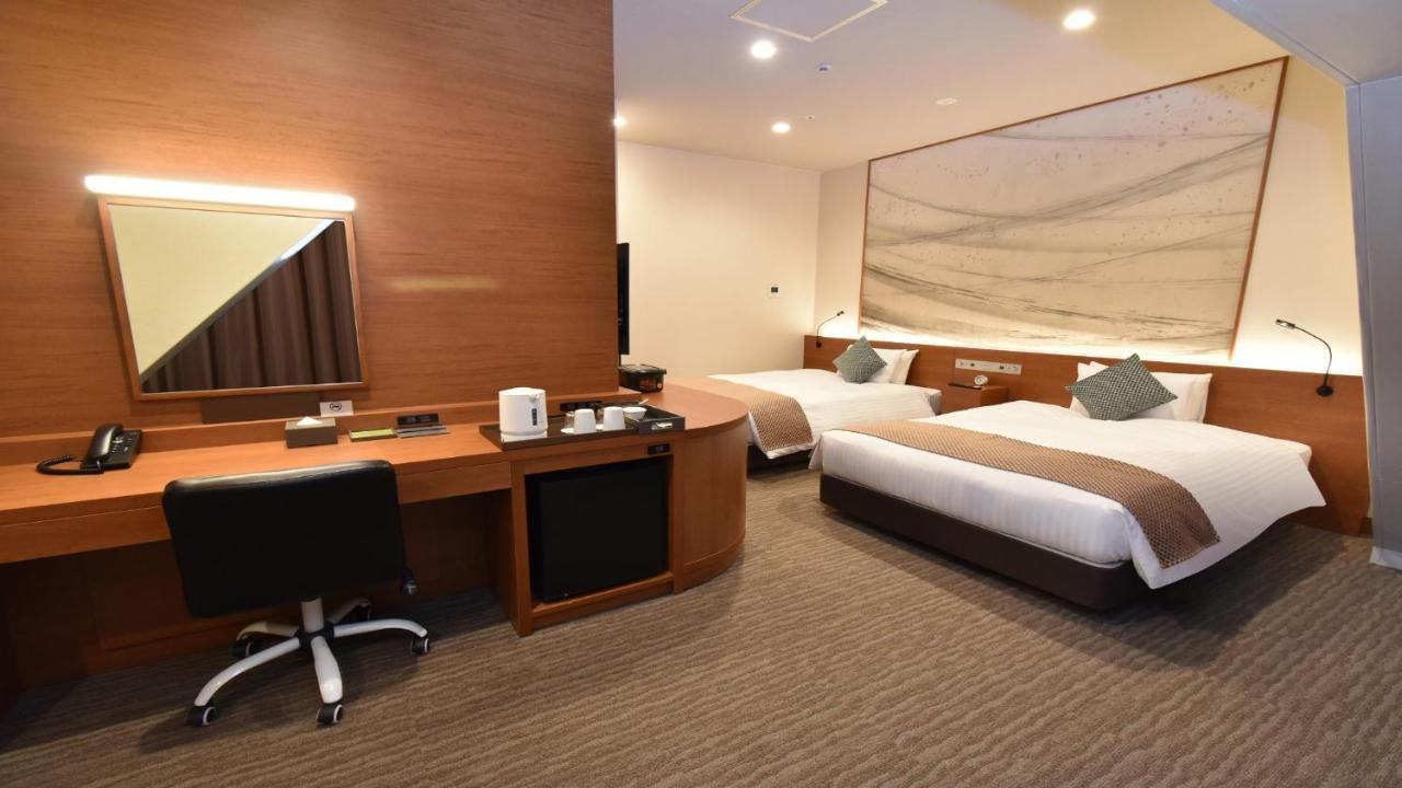 Odysis Suites Osaka Airport Hotel 泉佐野市 エクステリア 写真