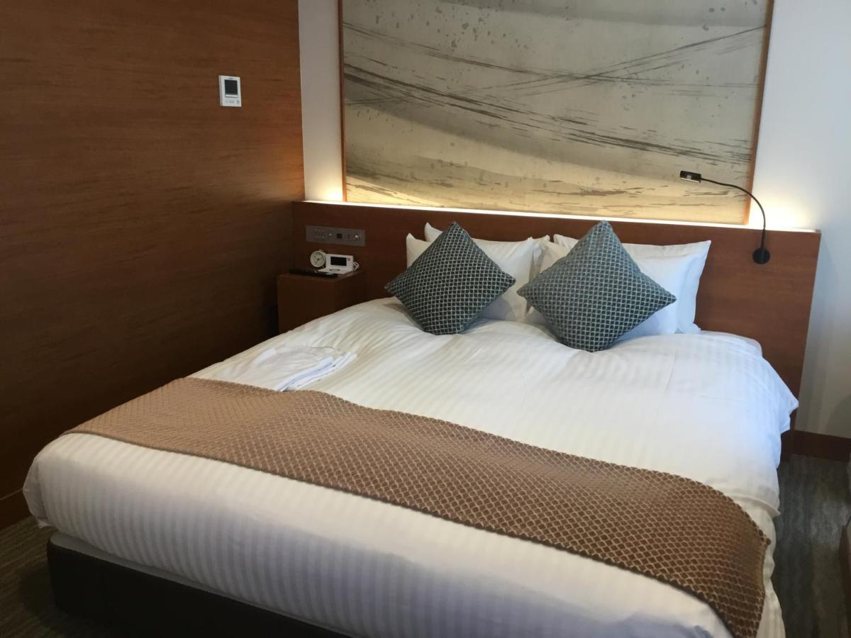 Odysis Suites Osaka Airport Hotel 泉佐野市 エクステリア 写真